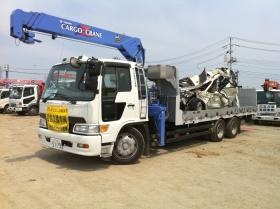 東日本大震災発生の翌月、被災車両撤去を行いました