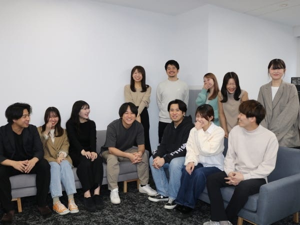 マーケティングディレクター・リーダー候補・化粧品会社のマーケティング支援を横断的に担うプロジェクトマネージャー