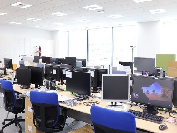 明るくてキレイなオフィスです♪