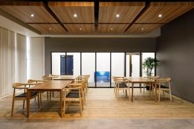 本社カーショップ２