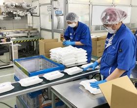 箱詰め前にも丁寧に検品をします