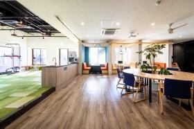 快適な本社オフィス。楽しく働ける場所があれば自分が輝く。