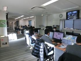 本社・東京支店の様子です