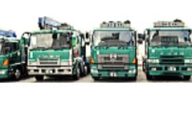 １０ｔ．４ｔ．２ｔ車があります。