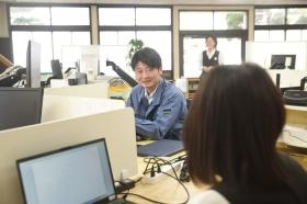 本社業務風景０１