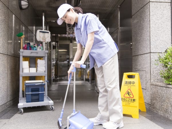 日常清掃（交通費支給あり・かけもちOK）