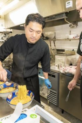 ハラル和牛ラーメン新宿亭 京都祇園店 キッチン