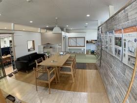 本社・打合せ室