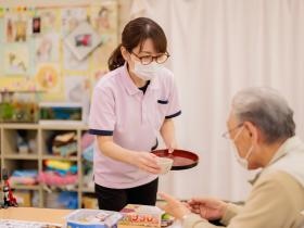 デイケア介護士