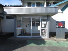 工場の玄関です。