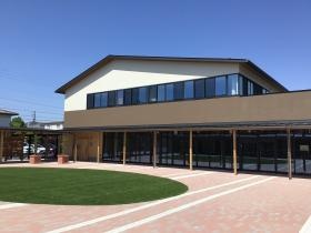 のきしたカフェ（旧西藤山台小学校跡地）