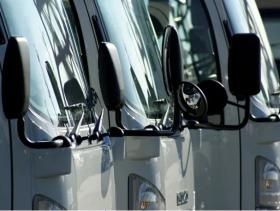 弊社は、主に、２トン車・３トン車等での貨物自動車運送業です。