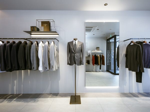 明るく雰囲気の良い店内