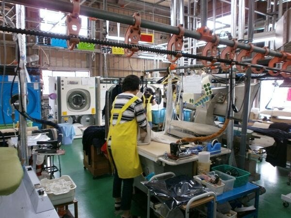 クリーニングスタッフ・クリーニング配送ドライバー（普通自動車免許・オートマ限定不可）