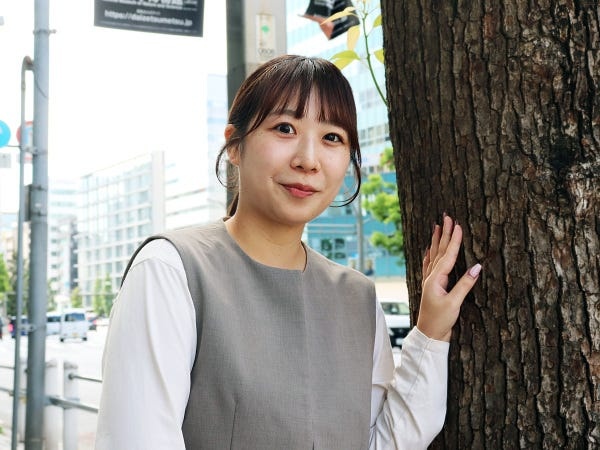 ★マーケティング職デビュー！元・営業・販売・事務など異業種出身が多数。　「SNSが好き」「企画してみたい」から始めた先輩がほとんど！