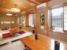 全館、落ち着いた雰囲気の和室です。