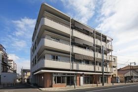 多世代交流施設「尾久のはらっぱ」