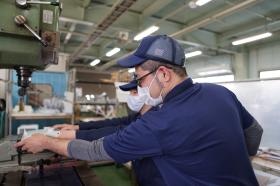 ＮＣ加工機に製品セット