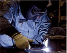現場作業（溶接）