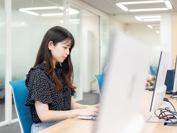 安全性情報管理担当・医薬品開発の事務（残業なし）