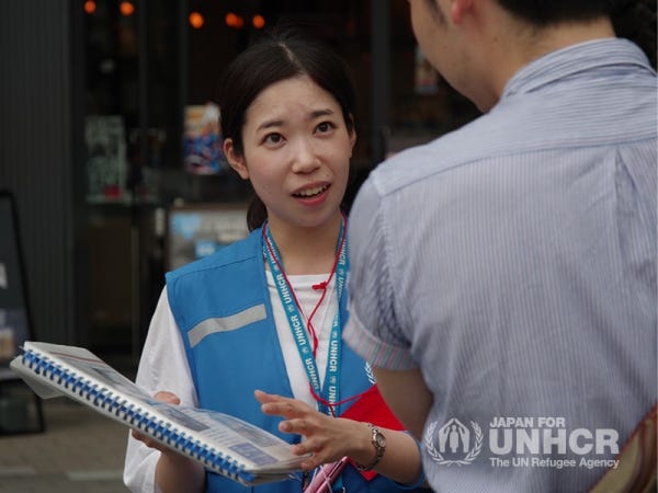 「誰かのために何かをしたい」興味を持っていても、きっかけがないと行動しにくい。だからこそ、街頭、施設、イベント会場での出逢いに意味があります