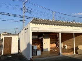 薬局外観（内装工事中）