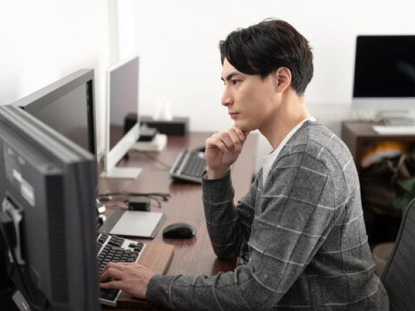 webエンジニア・自社サイトのWEBエンジニア・開発（未経験OK・WebやIT分野に興味があり）