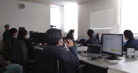 社内にて新機能のリリース確認