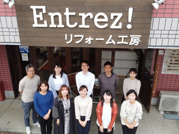 一緒にはたらく先輩社員たち。頼りになる女性社員もたくさん活躍中！