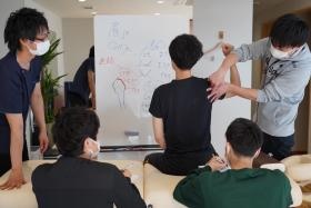 スタッフ研修の様子