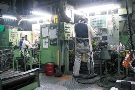 鋳造品仕上作業