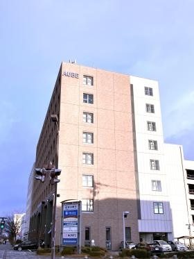 金沢支店 県庁向いのＡＵＢＥビル８Ｆの最上階