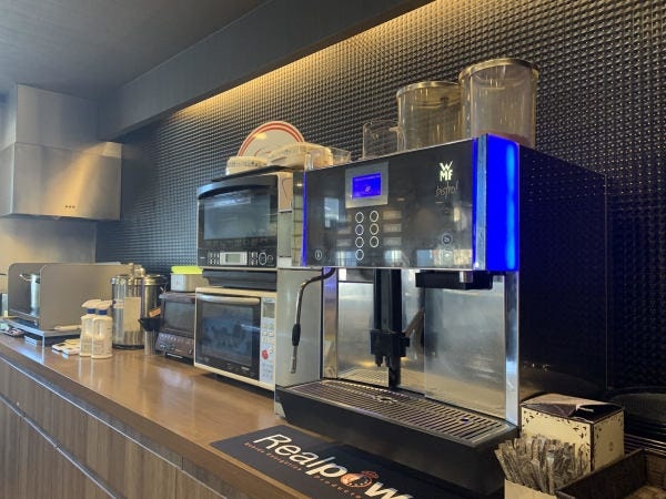 コーヒーマシンのメンテナンススタッフ・普通自動車免許取得者（未経験でも研修充実）