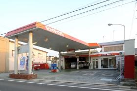 ＥＮＥＯＳ六戸中央ＳＳ