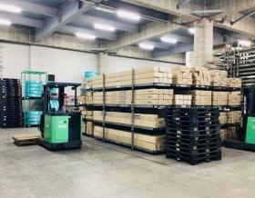 自社倉庫の様子