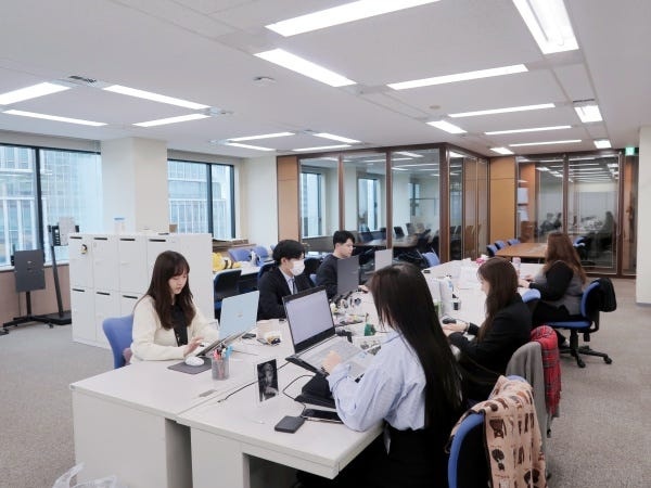 外資系企業の事務職・コンテンツ制作職・正社員