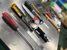 組立工場の工具たち