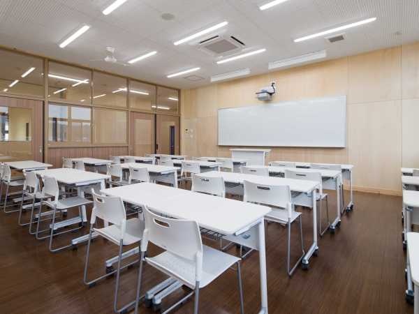 私立学校の学校司書・司書教諭資格免許取得者（IUターンの支援手当あり・司書教諭の免許教科は不問）