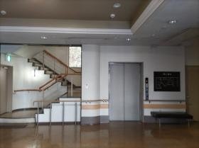 病棟エレベーターホール