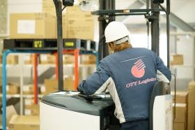 リフト作業風景