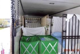 病院リネン配送荷台の画像