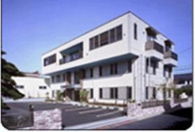 本社（埼玉県三郷市早稲田二丁目１３番地３）