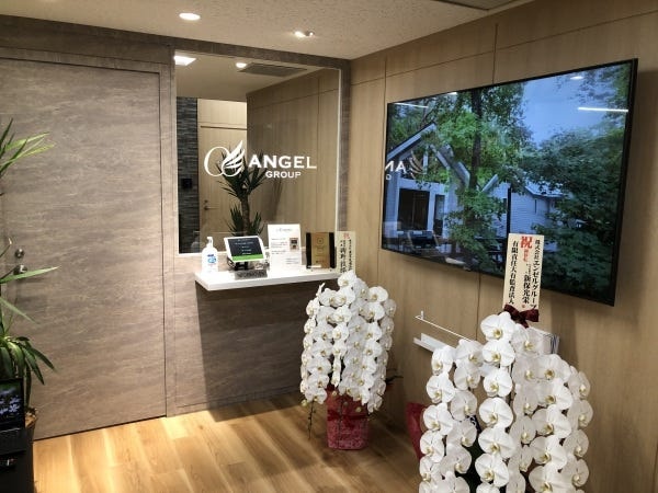 一昨年12月に新しいオフィスに引っ越しました。新幹線も見えるキレイな環境です！