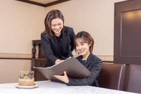 ウエディングプランナー