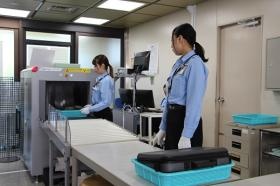 空港保安検査業務