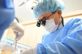 インプラントほか、審美、訪問と幅広い治療を行っています