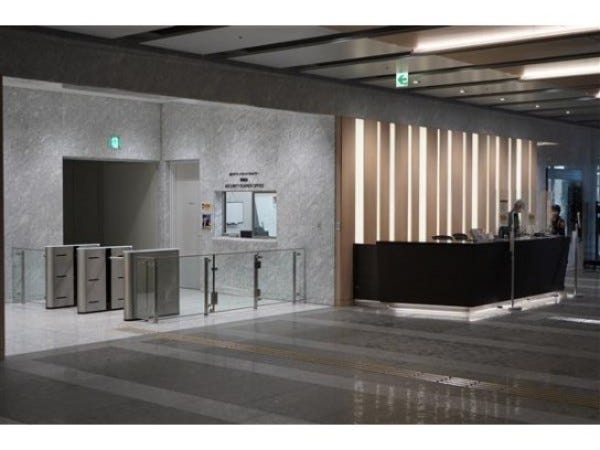 本社ビル受付エントランス(2)