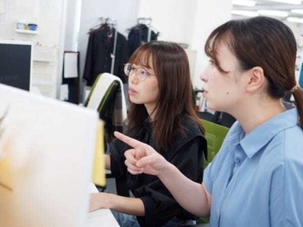 先輩社員がイチから丁寧に教えます。困ったことがあれば何でも相談してください！