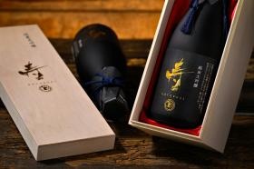 誰も知らない、小さな酒蔵で日本一祝いの場に相応しい酒造り！