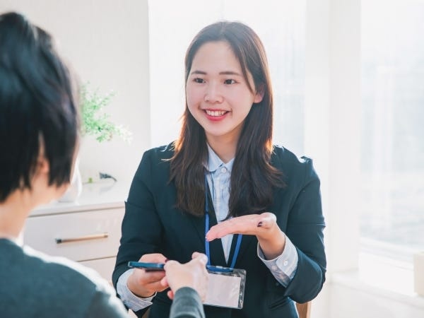 就業中も安心サポート！定期面談を行い業務上困っていることなどがあれば、解消に向けてサポートします。